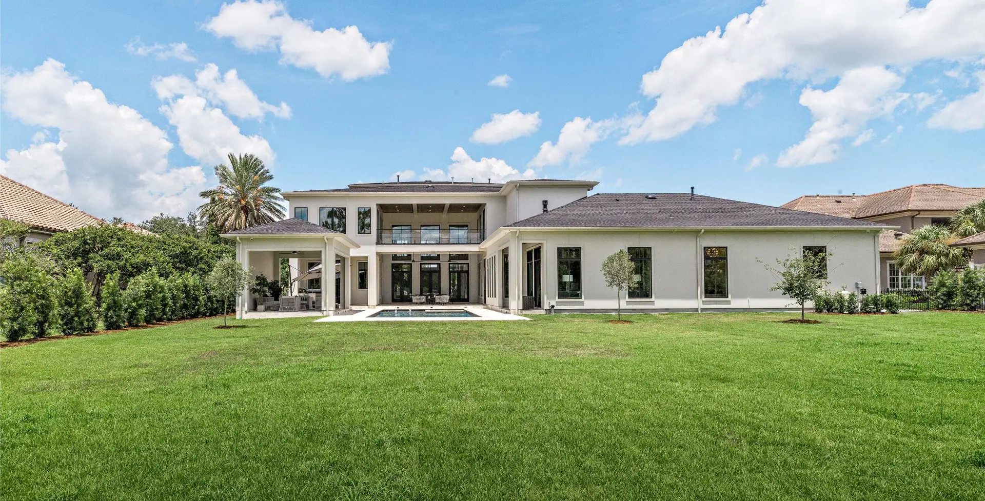 What Should You Look for When Choosing a Luxury Custom Home Builder in New Orleans?