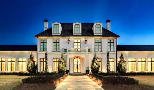 Building a Custom Luxury Home Starting at $1 Million: What You Can Expect from Troyer Builders